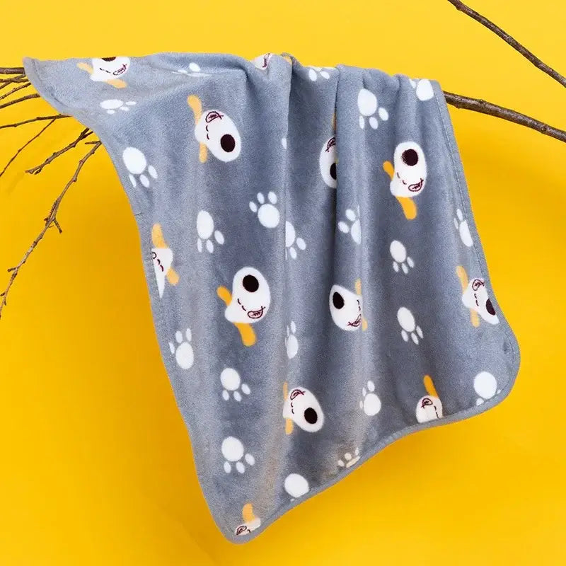 Cozy Cartoon Pet Blanket - Ultra-Soft & Fluffy Mat for Dogs and Cats